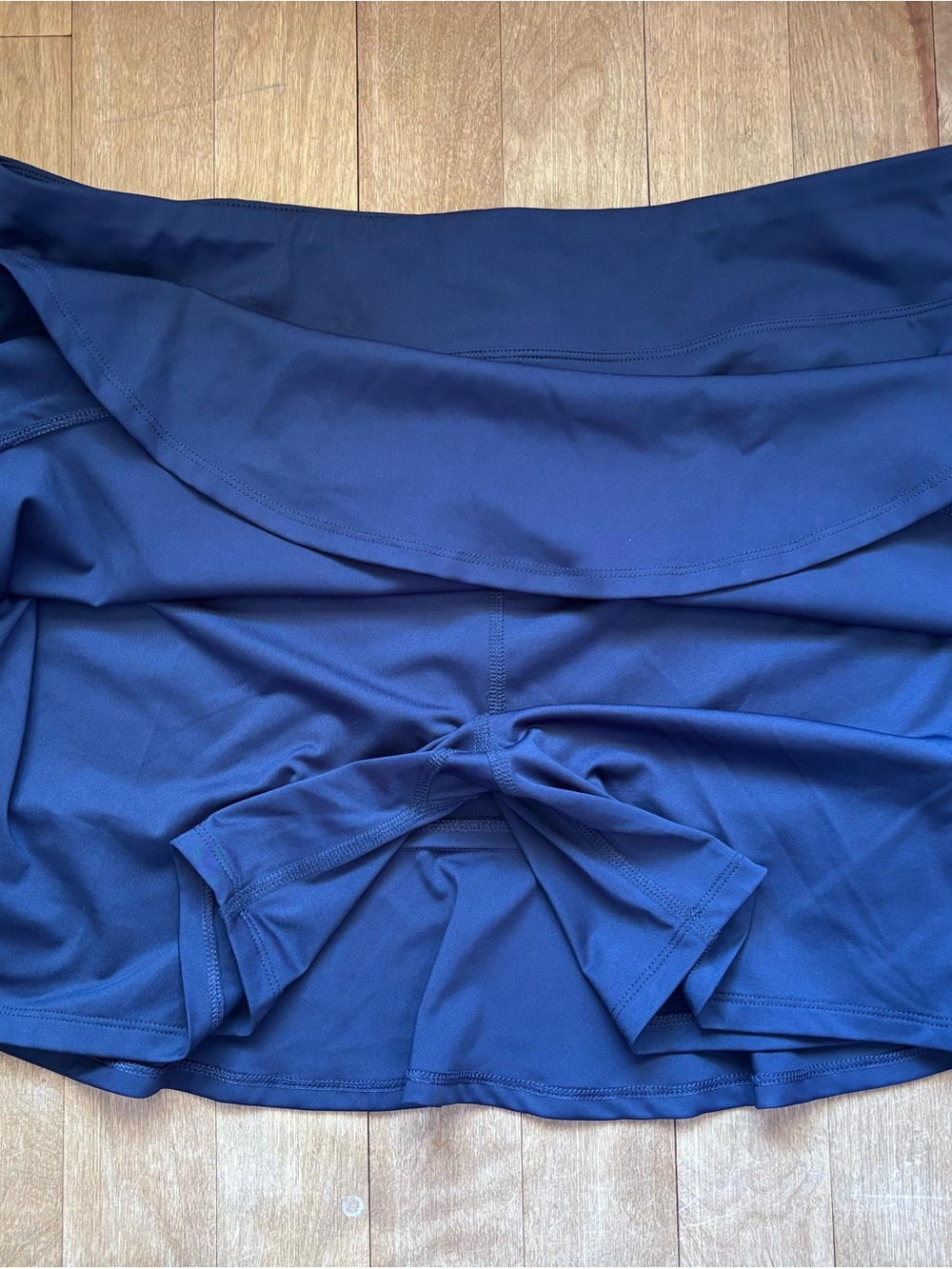Tommy Bahama Navy Mini Skirt or Skort with Ruffle Hem XL - Picture 6 of 6